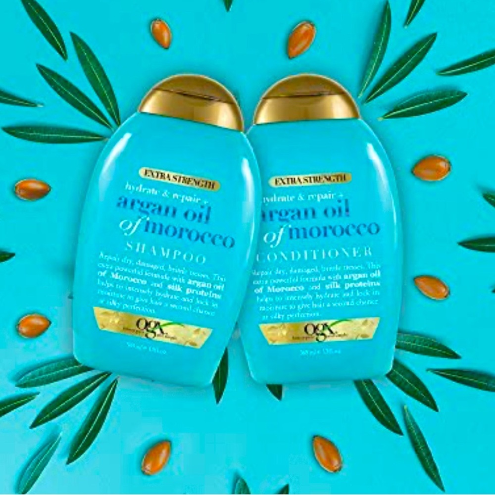 OGX extra strength, 
argan oil
of morocco shampoo and conditioner set